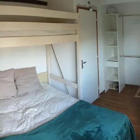 Les Pieds Dans L'eau Calme Hébergement de vacances